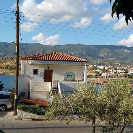 Villa Olive Trees à Poros Town Extérieur photo