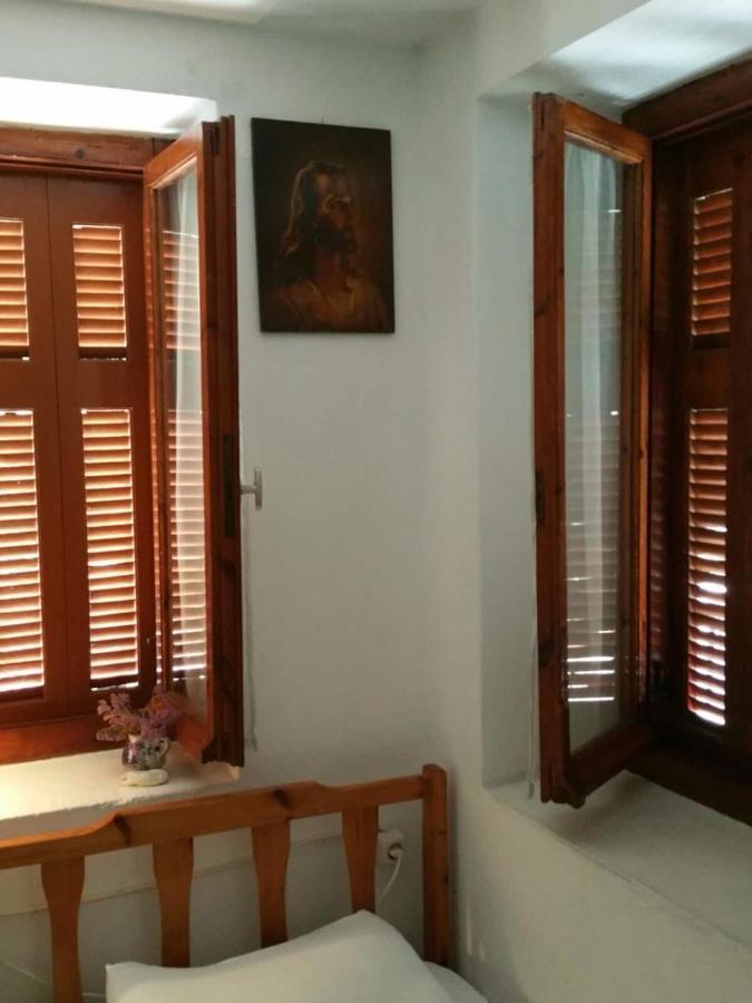 Villa Olive Trees à Poros Town Extérieur photo